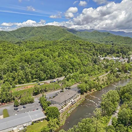 Best Western Plus River Escape Sylva / Dillsboro Eksteriør bilde